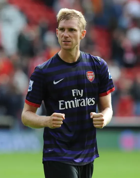 Framed Print : Per Mertesacker's Triumphant Moment: Arsenal's Victory at Anfield, 2012-13 Premier League Framed Print : Per Mertesacker's Triumphant Moment: Arsenal's Victory at Anfield, 2012-13 Premier League