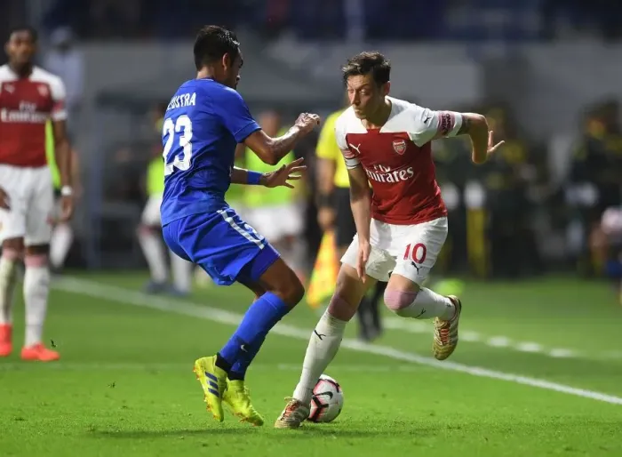 Framed Print : Mesut Ozil in Action: Al-Nasr Dubai SC vs. Arsenal Friendly (2018-19)