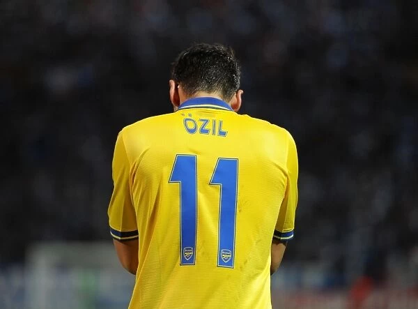 Mesut Ozil: In Action for Arsenal against Olympique Marseille (2013-14 Champions League)