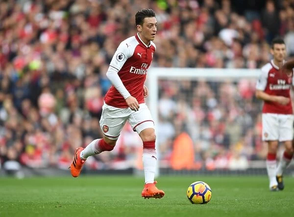 Mesut Ozil: In Action for Arsenal Against Swansea City, Premier League 2017-18