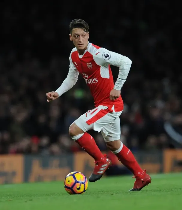 Framed Print : Mesut Ozil in Action: Arsenal vs AFC Bournemouth, Premier League 2016 / 17 Framed Print : Mesut Ozil in Action: Arsenal vs AFC Bournemouth, Premier League 2016 / 17