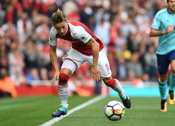 Mesut Ozil: In Action for Arsenal vs AFC Bournemouth, Premier League 2017-18