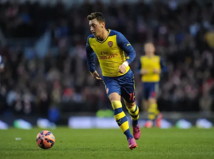 Framed Print : Mesut Ozil in Action: Arsenal vs. Brighton & Hove Albion, FA Cup 2014-15 Framed Print : Mesut Ozil in Action: Arsenal vs. Brighton & Hove Albion, FA Cup 2014-15