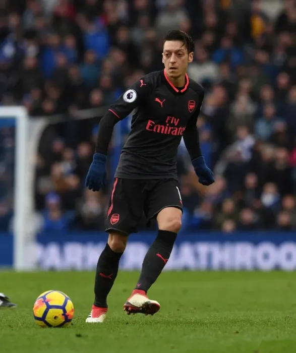 Framed Print : Mesut Ozil in Action: Arsenal vs. Brighton & Hove Albion, Premier League 2017-18
