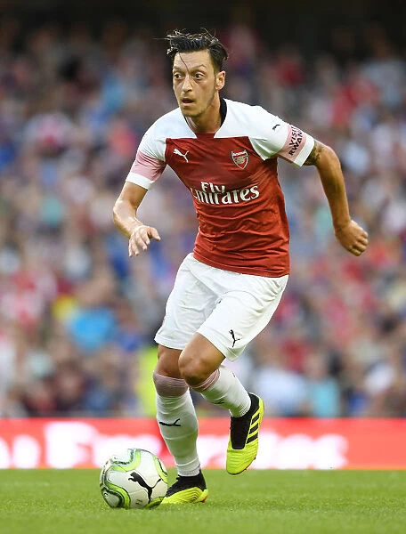 Mesut Ozil in Action: Arsenal vs. Chelsea, Dublin 2018