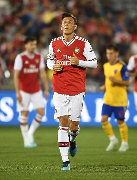 Mesut Ozil in Action: Arsenal vs. Colorado Rapids, 2019 Pre-Season Match