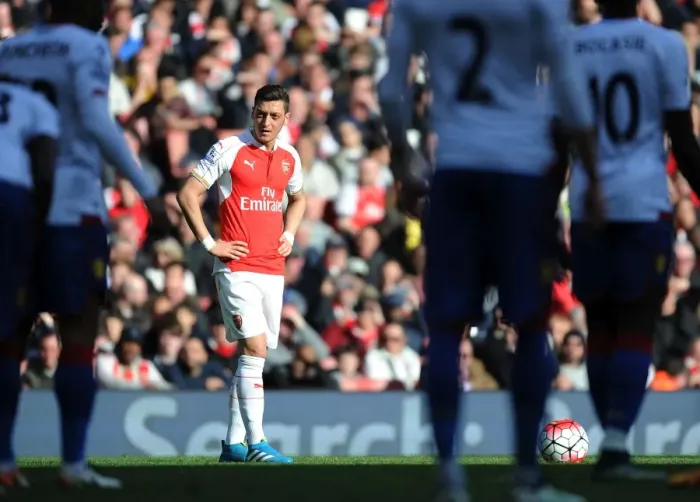 Framed Print : Mesut Ozil in Action: Arsenal vs. Crystal Palace, Premier League 2015-16 Framed Print : Mesut Ozil in Action: Arsenal vs. Crystal Palace, Premier League 2015-16