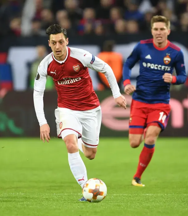 Framed Print : Mesut Ozil in Action: Arsenal vs. CSKA Moskva, UEFA Europa League Quarterfinals (2018) Framed Print : Mesut Ozil in Action: Arsenal vs. CSKA Moskva, UEFA Europa League Quarterfinals (2018)