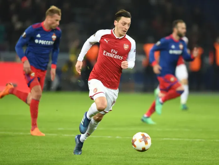 Framed Print : Mesut Ozil in Action: Arsenal vs. CSKA Moskva, UEFA Europa League Quarterfinals, Moscow, 2018 Framed Print : Mesut Ozil in Action: Arsenal vs. CSKA Moskva, UEFA Europa League Quarterfinals, Moscow, 2018