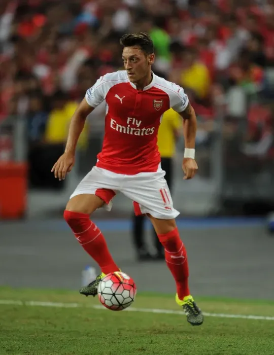 Framed Print : Mesut Ozil in Action: Arsenal vs. Everton, 2015-16 Asia Trophy, Singapore Framed Print : Mesut Ozil in Action: Arsenal vs. Everton, 2015-16 Asia Trophy, Singapore