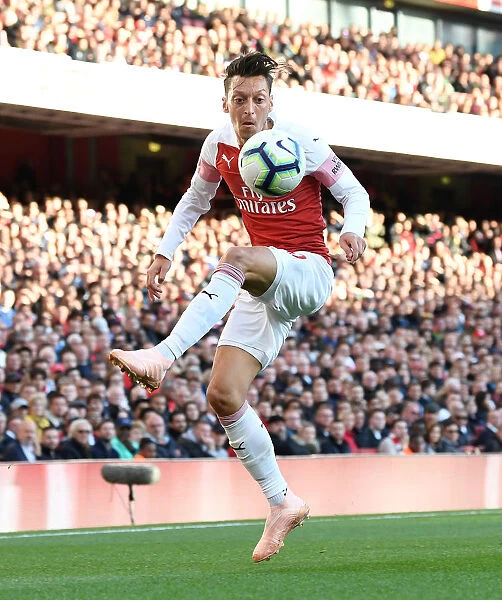 Mesut Ozil in Action: Arsenal vs Everton, Premier League 2018-19
