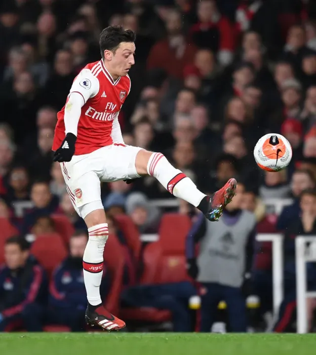 Framed Print : Mesut Ozil in Action: Arsenal vs. Everton, Premier League 2019-2020 Framed Print : Mesut Ozil in Action: Arsenal vs. Everton, Premier League 2019-2020