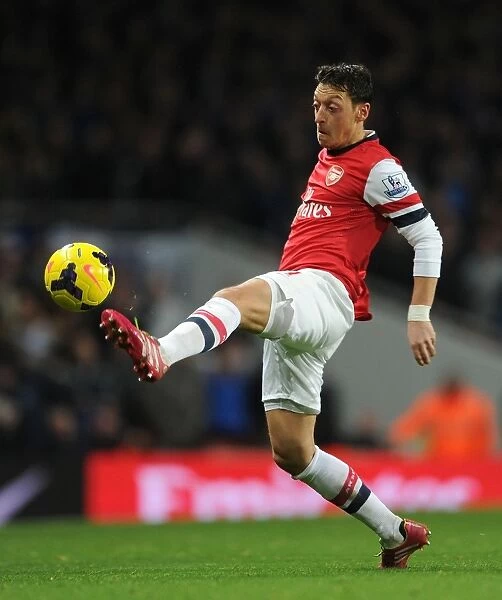 Mesut Ozil in Action: Arsenal vs Everton, Premier League 2013-14