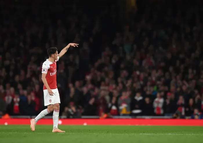 Framed Print : Mesut Ozil in Action: Arsenal vs Leicester City, Premier League 2018-19 Framed Print : Mesut Ozil in Action: Arsenal vs Leicester City, Premier League 2018-19