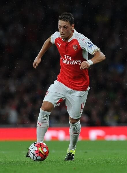 Mesut Ozil in Action: Arsenal vs Liverpool, 2015 / 16 Premier League