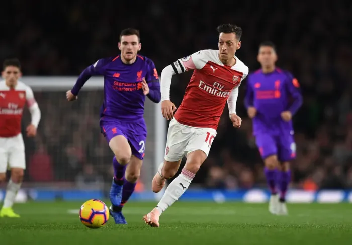 Framed Print : Mesut Ozil in Action: Arsenal vs. Liverpool, Premier League 2018-19