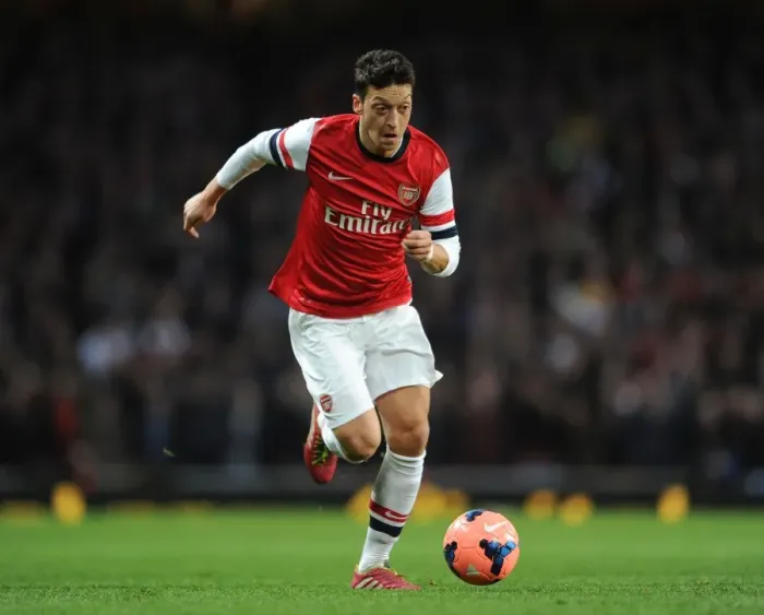 Framed Print : Mesut Ozil in Action: Arsenal vs. Liverpool, FA Cup 2013-14 Framed Print : Mesut Ozil in Action: Arsenal vs. Liverpool, FA Cup 2013-14