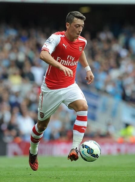 Mesut Ozil in Action: Arsenal vs Manchester City, Premier League 2014-15