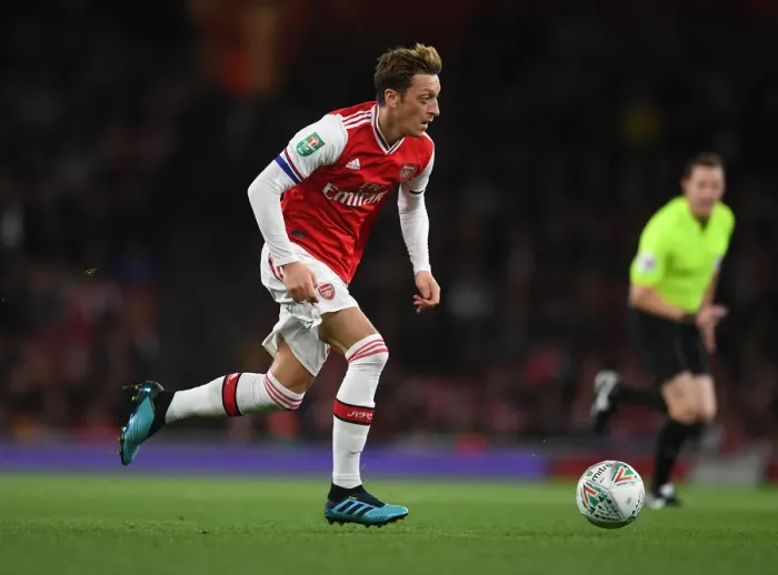 Framed Print : Mesut Ozil in Action: Arsenal vs. Nottingham Forest, Carabao Cup 3rd Round