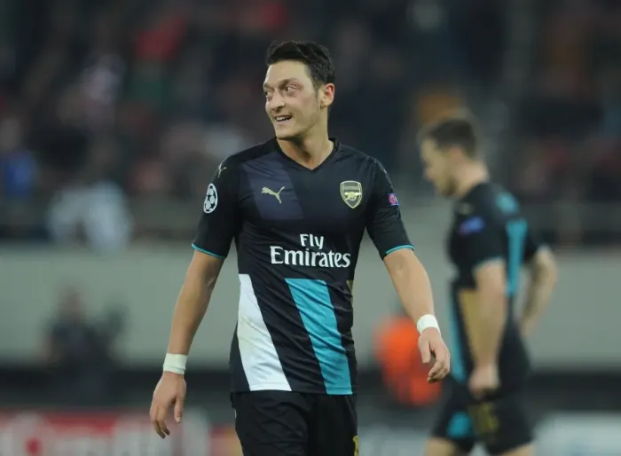 Framed Print : Mesut Ozil in Action: Arsenal vs. Olympiacos, UEFA Champions League, 2015 Framed Print : Mesut Ozil in Action: Arsenal vs. Olympiacos, UEFA Champions League, 2015