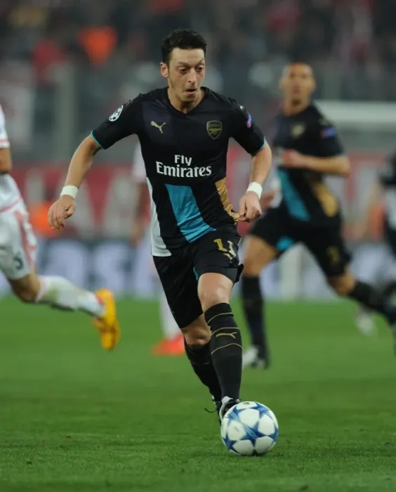 Framed Print : Mesut Ozil in Action: Arsenal vs. Olympiacos, UEFA Champions League, Athens 2015