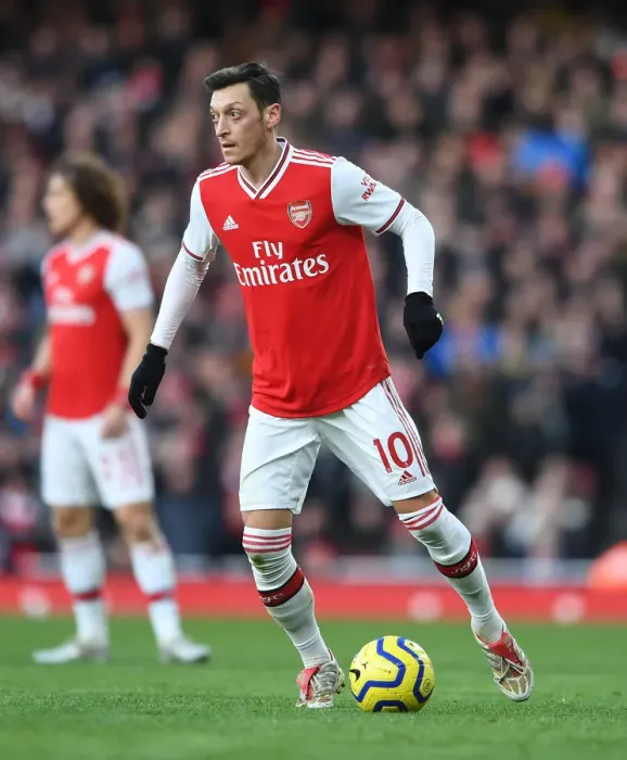 Framed Print : Mesut Ozil in Action: Arsenal vs Sheffield United, Premier League 2019-20 Framed Print : Mesut Ozil in Action: Arsenal vs Sheffield United, Premier League 2019-20