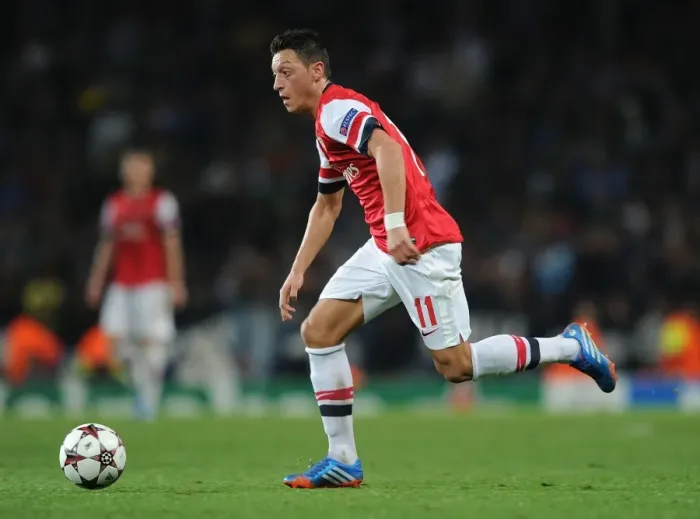 Framed Print : Mesut Ozil in Action: Arsenal vs. SSC Napoli, UEFA Champions League, 2013