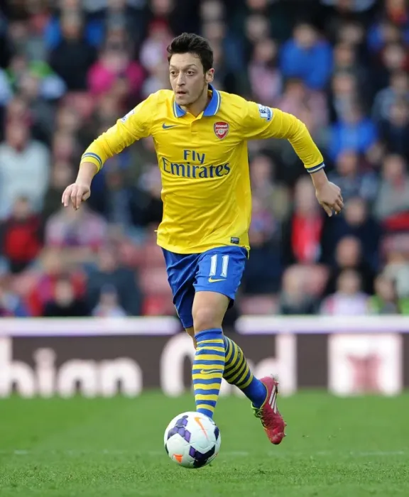 Framed Print : Mesut Ozil in Action: Arsenal vs. Stoke City, Premier League 2013-14