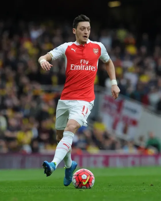 Framed Print : Mesut Ozil in Action: Arsenal vs. Watford, Premier League 2015-16 Framed Print : Mesut Ozil in Action: Arsenal vs. Watford, Premier League 2015-16