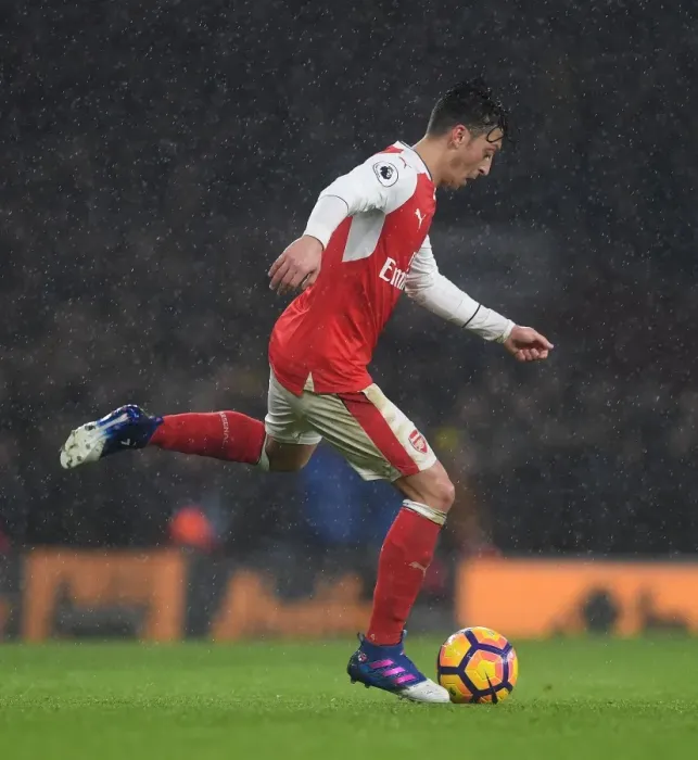 Framed Print : Mesut Ozil in Action: Arsenal vs. Watford, Premier League 2016-17 Framed Print : Mesut Ozil in Action: Arsenal vs. Watford, Premier League 2016-17