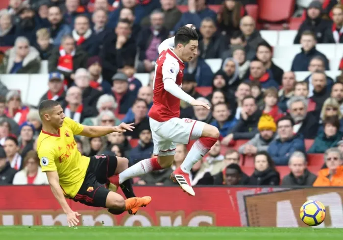 Framed Print : Mesut Ozil in Action: Arsenal vs. Watford, Premier League 2017-18 Framed Print : Mesut Ozil in Action: Arsenal vs. Watford, Premier League 2017-18