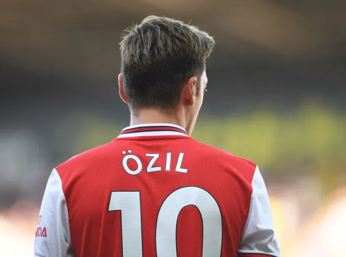 Framed Print : Mesut Ozil in Action: Arsenal vs. Watford, Premier League 2019-20 Framed Print : Mesut Ozil in Action: Arsenal vs. Watford, Premier League 2019-20