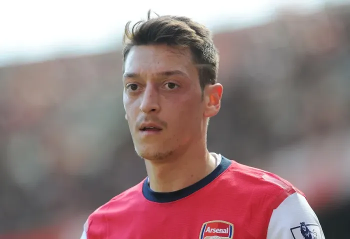 Framed Print : Mesut Ozil in Action: Arsenal vs. West Bromwich Albion, Premier League 2013-14