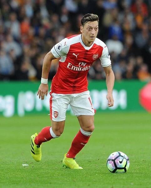 Mesut Ozil in Action: Hull City vs. Arsenal, Premier League 2016-17