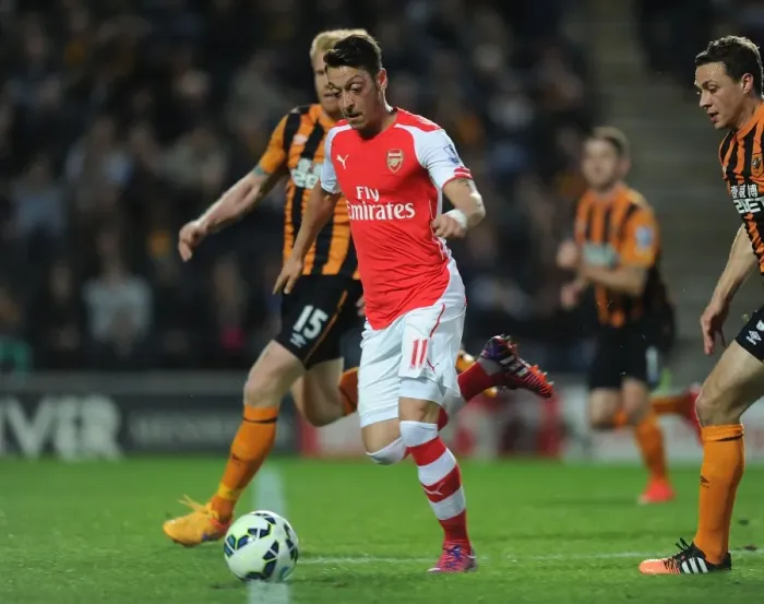 Framed Print : Mesut Ozil in Action: Hull City vs Arsenal, Premier League 2014 / 15 Framed Print : Mesut Ozil in Action: Hull City vs Arsenal, Premier League 2014 / 15