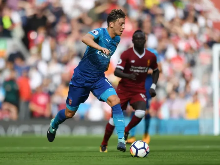 Framed Print : Mesut Ozil: In Action Against Liverpool (2017-18)