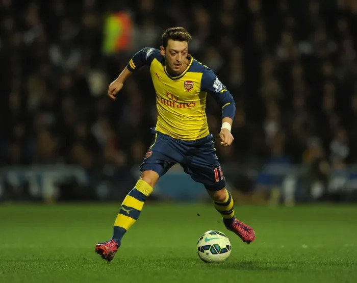 Framed Print : Mesut Ozil in Action: Queens Park Rangers vs. Arsenal, Premier League 2014-15