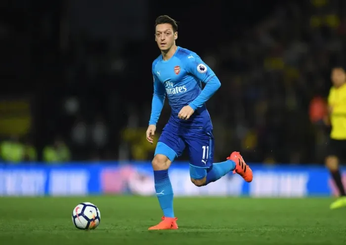 Framed Print : Mesut Ozil in Action: Watford vs Arsenal, Premier League 2017-18 Framed Print : Mesut Ozil in Action: Watford vs Arsenal, Premier League 2017-18
