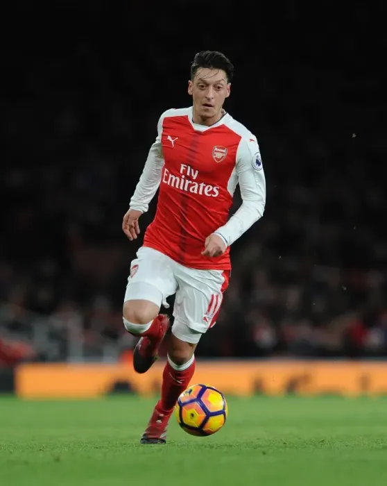 Framed Print : Mesut Ozil (Arsenal). Arsenal 1: 0 West Bromwich Albion. Premier League. Emirates Stadium Framed Print : Mesut Ozil (Arsenal). Arsenal 1: 0 West Bromwich Albion. Premier League. Emirates Stadium