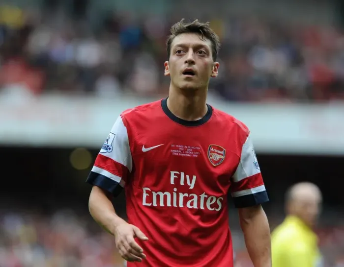Framed Print : Mesut Ozil (Arsenal). Arsenal 3: 1 Stoke City. Barclays Premier League. Emirates Stadium, 22 / 9 / 13 Framed Print : Mesut Ozil (Arsenal). Arsenal 3: 1 Stoke City. Barclays Premier League. Emirates Stadium, 22 / 9 / 13
