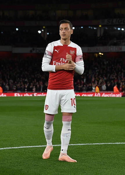 Mesut Ozil: Arsenal Football Club's Focus before Leicester City Clash (2018-19)