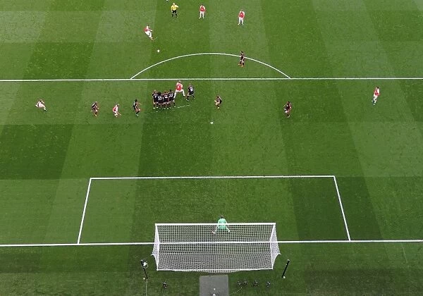 Mesut Ozil (Arsenal) free kick. Arsenal 3:0 Manchester United. Barclays Premier League