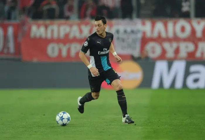 Framed Print : Mesut Ozil (Arsenal). Olympiacos 0: 3 Arsenal Framed Print : Mesut Ozil (Arsenal). Olympiacos 0: 3 Arsenal