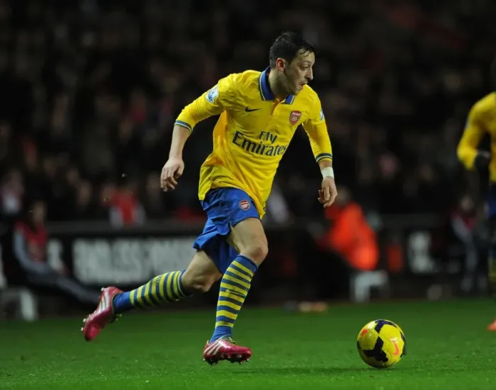 Framed Print : Mesut Ozil (Arsenal). Southampton 2: 2 Arsenal. Barclays Premier League. St. Marys Stadium, 29  /  1  /  14