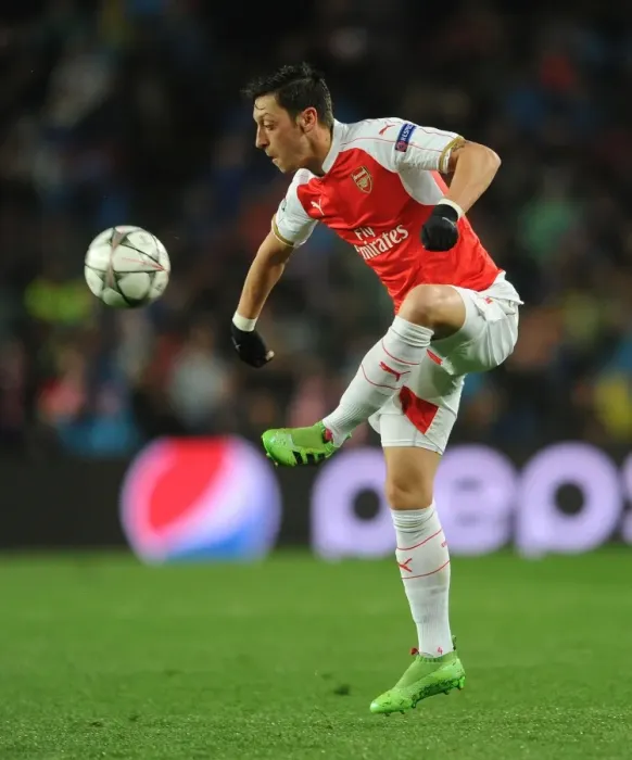 Framed Print : Mesut Ozil: The Arsenal Star at Camp Nou during Barcelona Clash, UEFA Champions League 2015-16 Framed Print : Mesut Ozil: The Arsenal Star at Camp Nou during Barcelona Clash, UEFA Champions League 2015-16