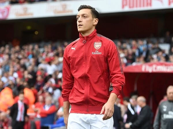 Mesut Ozil: Arsenal Star's Focus Before Arsenal vs AFC Bournemouth (2017-18)