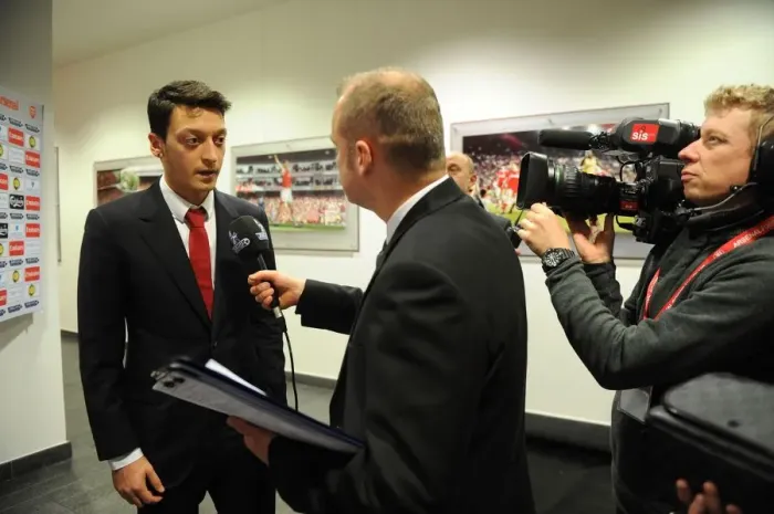 Framed Print : Mesut Ozil: Arsenal Star's Pre-Match Interview Before Arsenal vs Fulham (2013-14) Framed Print : Mesut Ozil: Arsenal Star's Pre-Match Interview Before Arsenal vs Fulham (2013-14)