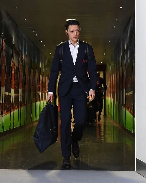Mesut Ozil: Arsenal Star's Pre-Match Routine vs Manchester City (2017-18)