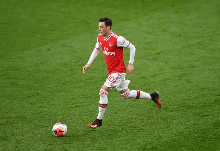 Framed Print : Mesut Ozil: Arsenal vs. Everton, Premier League 2019-2020 - In Action Framed Print : Mesut Ozil: Arsenal vs. Everton, Premier League 2019-2020 - In Action