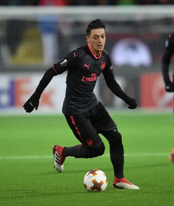 Framed Print : Mesut Ozil: Arsenal's Brilliant Performance Against Ostersunds FK in the Europa League, 2018 Framed Print : Mesut Ozil: Arsenal's Brilliant Performance Against Ostersunds FK in the Europa League, 2018